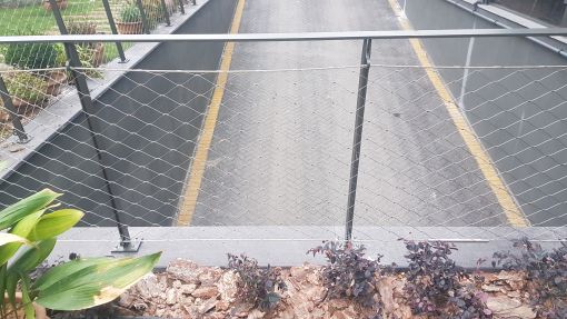 ATAKENT SAPA RESTORAN PASLANMAZ ÇELİK AĞ MESH METAL KORKULUK