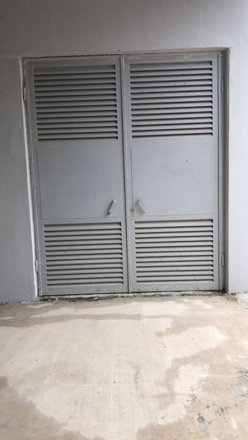 ELEKTRİK ODA KAPISI