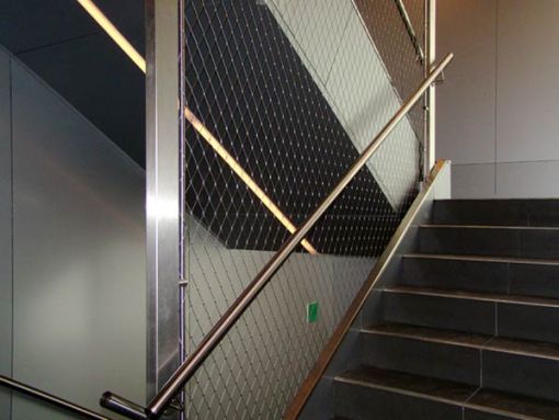 MERDİVEN KORKULUK GÜVENLİK AĞI (MESH - PASLANMAZ AĞ)